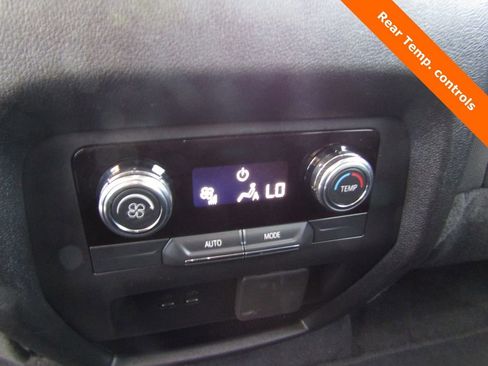 Used 2025 GMC Acadia Elevation image 21