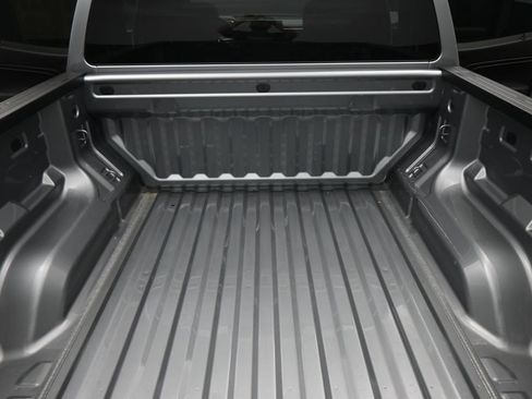 Used 2024 GMC Canyon Elevation w/ Trailering Package RWD image 18