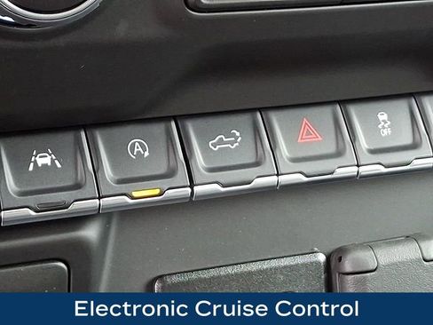 Used 2025 Chevrolet Silverado 1500 Custom Trail Boss image 28