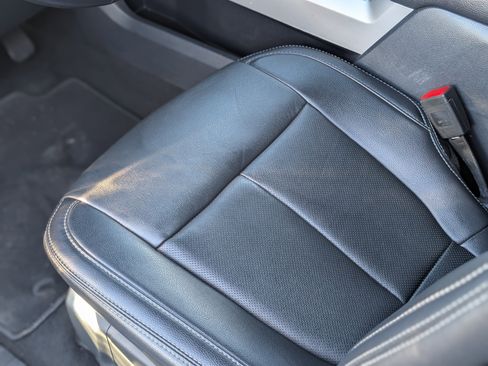 Used 2022 Ford F350 Lariat w/ Lariat Ultimate Package image 38