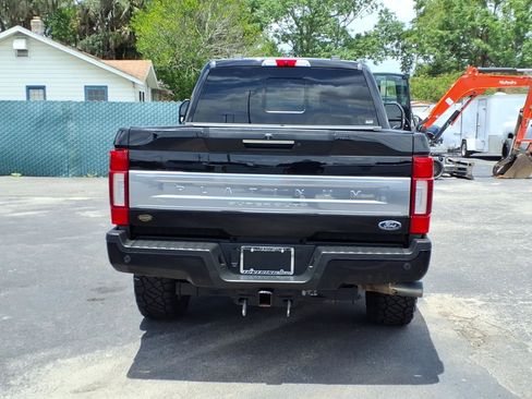 Used 2022 Ford F250 Platinum AWD/4WD image 6