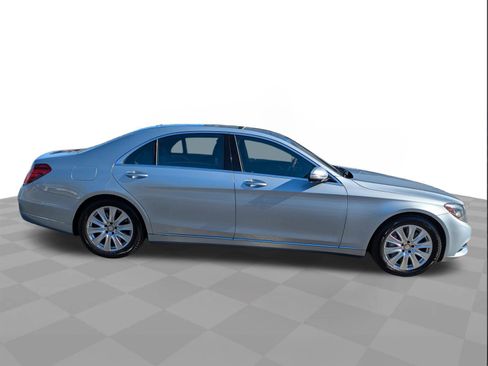 Used 2015 Mercedes-Benz S 550 Sedan image 3