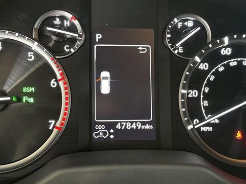 Certified 2020 Lexus GX 460 Luxury w/ Accessory Package image 16