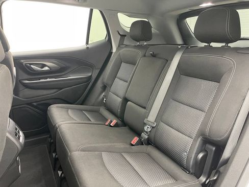 Used 2024 GMC Terrain SLE FWD image 34