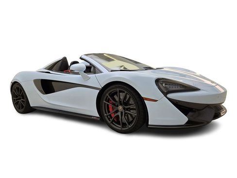 Used 2018 McLaren 570S Spider image 3