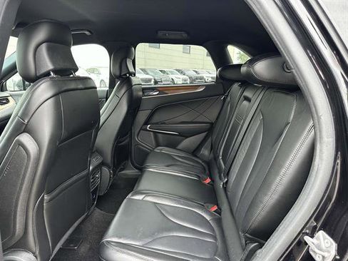 Used 2019 Lincoln MKC Select w/ Select Plus Package image 10