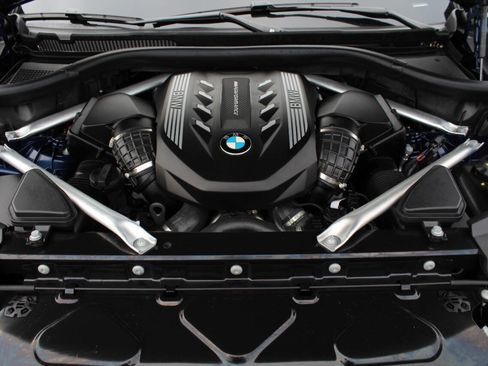 Used 2023 BMW X5 M50i w/ Climate Comfort Package image 32