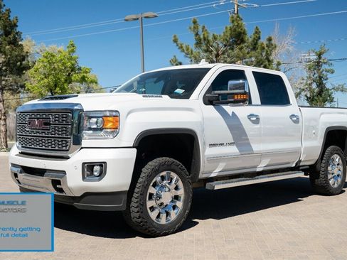 Used 2019 GMC Sierra 2500 Denali w/ Duramax Plus Package image 7