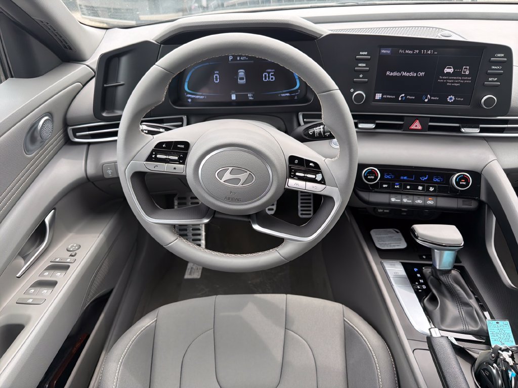 Used 2026 Hyundai Elantra Sport FWD image 16