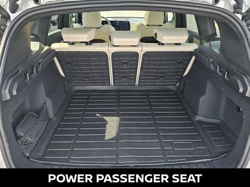 Used 2025 BMW X1 xDrive28i w/ M Sport Package AWD/4WD image 12