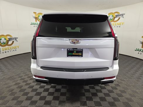 Used 2023 Cadillac Escalade ESV Premium Luxury w/ LPO, Floor Liner Package AWD/4WD image 7