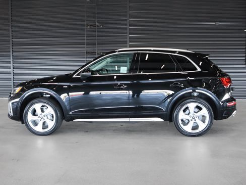 Used 2023 Audi Q5 2.0T Premium Plus w/ Premium Plus Package AWD/4WD image 14