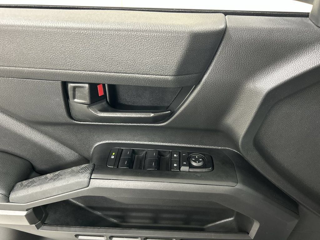 Used 2024 Toyota Tacoma SR5 AWD/4WD image 11