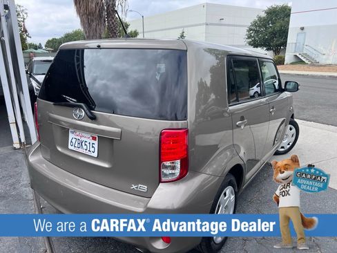 Used 2012 Scion xB image 9