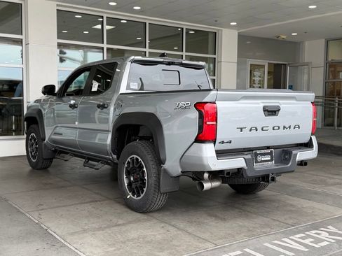 New 2026 Toyota Tacoma TRD Off-Road AWD/4WD image 9