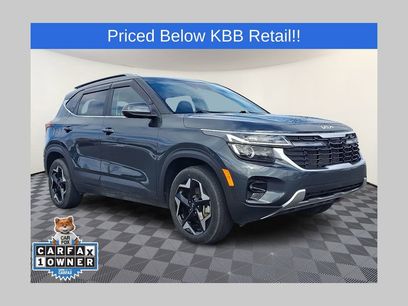 Used 2024 Kia Seltos EX