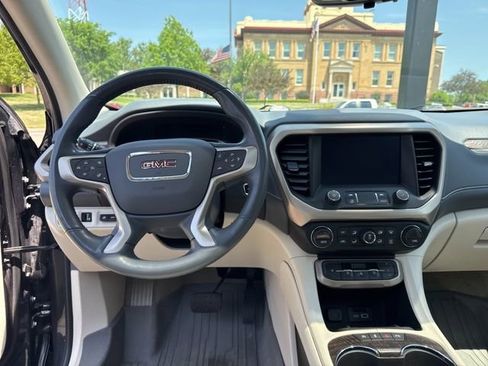 Used 2022 GMC Acadia Denali w/ Denali Ultimate Package AWD/4WD image 15