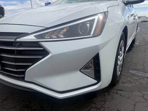 Used 2020 Hyundai Elantra SE w/ Cargo Package (C1) FWD image 11