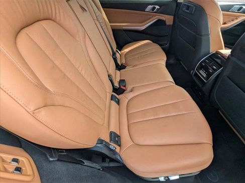 Used 2021 BMW X7 xDrive40i w/ Luxury Seating Package AWD/4WD image 22