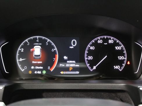 Used 2025 Honda Pilot Touring image 35