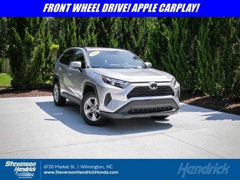 Used 2025 Toyota RAV4 XLE w/ Convenience Package FWD image 1