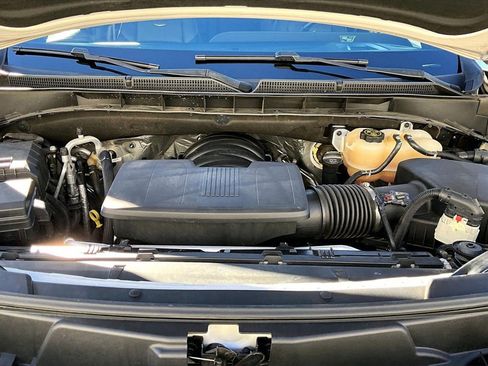 Used 2022 Cadillac Escalade Luxury image 37