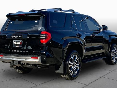 Used 2025 Toyota 4Runner Limited AWD/4WD image 13