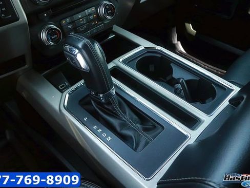 Used 2017 Ford F150 Lariat w/ Equipment Group 502A Luxury AWD/4WD image 21