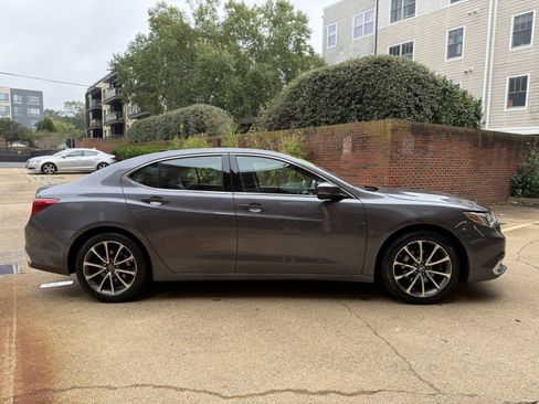 Used 2020 Acura TLX V6 SH-AWD image 6