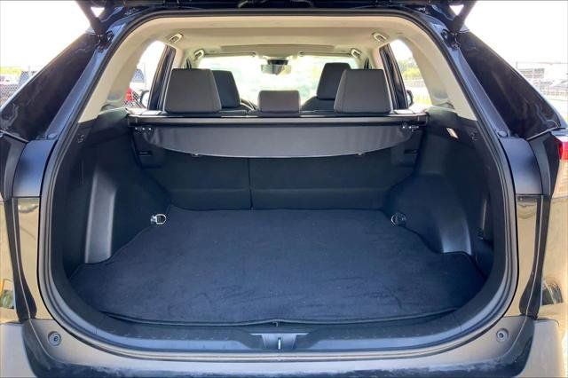 Certified 2025 Toyota RAV4 XLE w/ Convenience Package FWD image 34