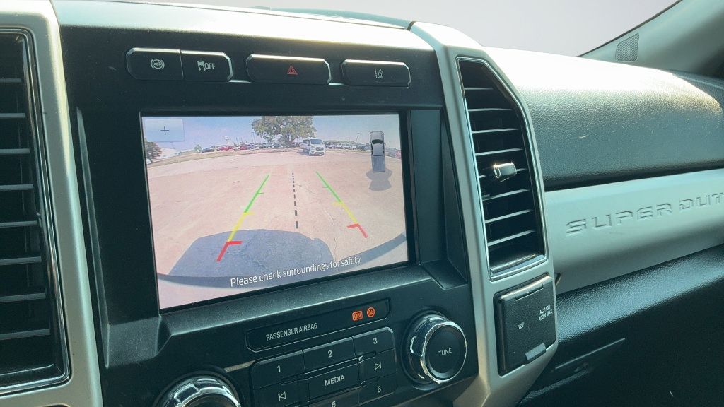 Used 2020 Ford F250 Lariat w/ Lariat Value Package AWD/4WD image 12