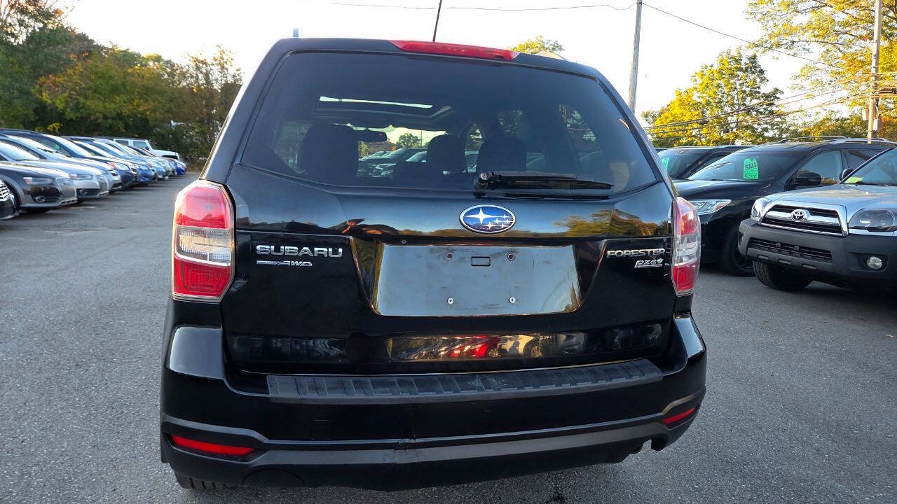 Used 2014 Subaru Forester 2.5i Premium w/ All-Weather Package AWD/4WD image 11