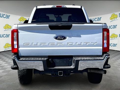 Used 2023 Ford F250 XLT image 5