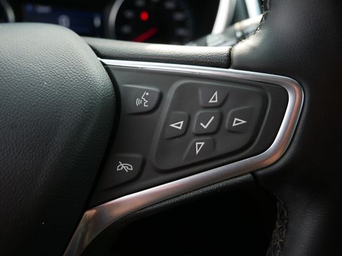Used 2023 Chevrolet Equinox LT AWD/4WD image 24