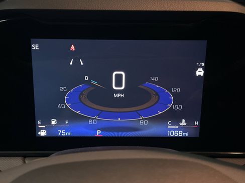 Used 2024 Chevrolet TrailBlazer LT w/ Convenience Package image 23