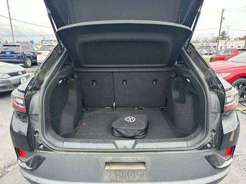 Used 2023 Volkswagen ID.4 2WD image 18