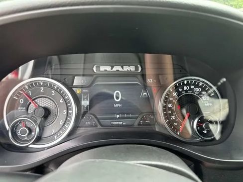 Used 2025 RAM 1500 Big Horn AWD/4WD image 40