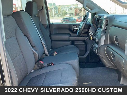 Used 2022 Chevrolet Silverado 2500 Custom w/ Custom Value Package image 16