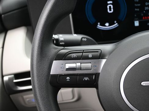 Used 2025 Hyundai Tucson SEL image 14