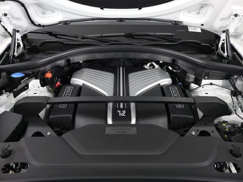 New 2026 Rolls-Royce Cullinan image 28