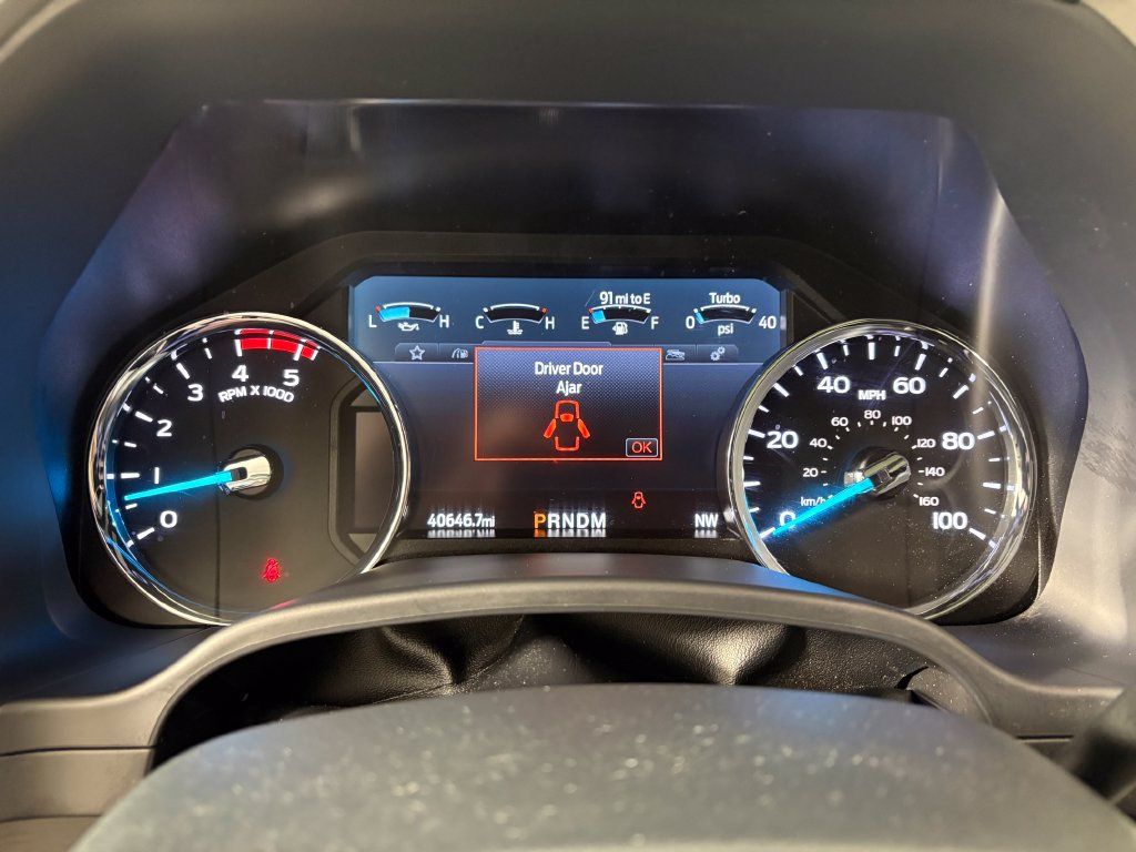 Used 2022 Ford F250 Lariat w/ Black Appearance Package AWD/4WD image 16