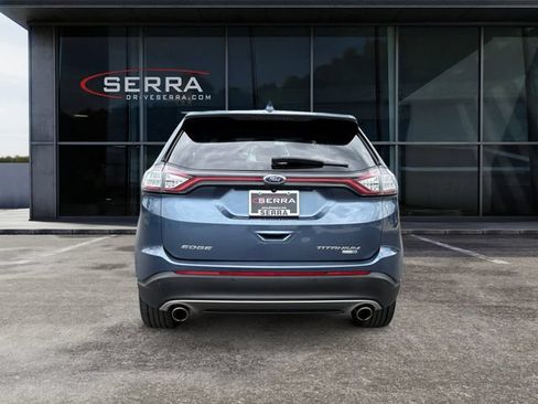 Used 2018 Ford Edge Titanium w/ Equipment Group 302A AWD/4WD image 4