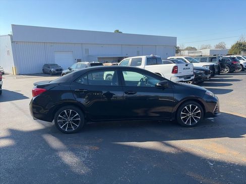 Used 2019 Toyota Corolla SE image 8