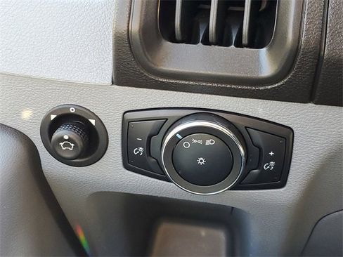 Used 2019 Ford Transit 150 XL image 10