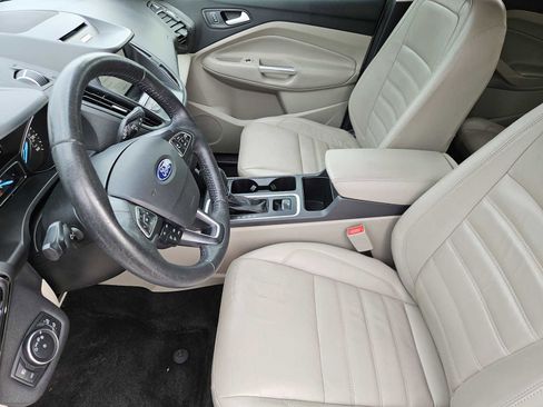 Used 2018 Ford Escape SEL image 12