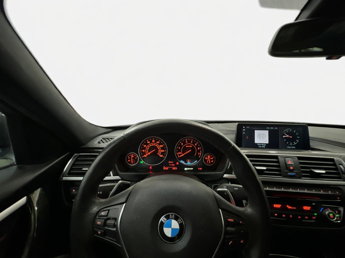 Used 2018 BMW 330e RWD image 7