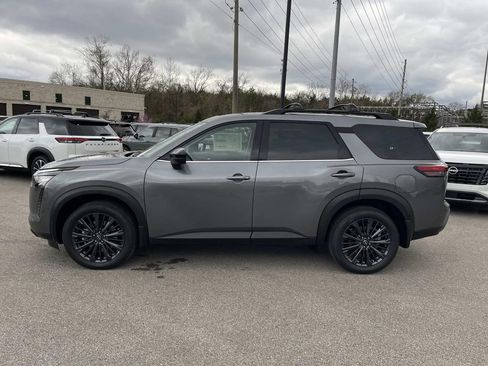 New 2026 Nissan Pathfinder SL w/ SL Premium Package AWD/4WD image 6