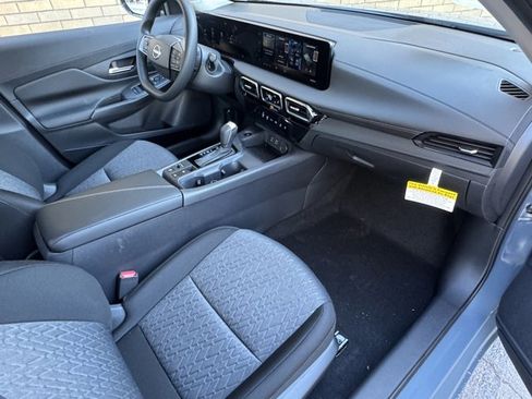 New 2026 Nissan Sentra SV w/ Floor Mat Package image 7