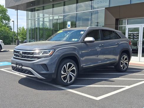 Used 2022 Volkswagen Atlas Cross Sport SEL AWD/4WD image 3