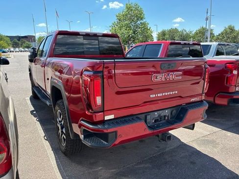 Used 2021 GMC Sierra 2500 AT4 w/ AT4 Premium Plus Package AWD/4WD image 3